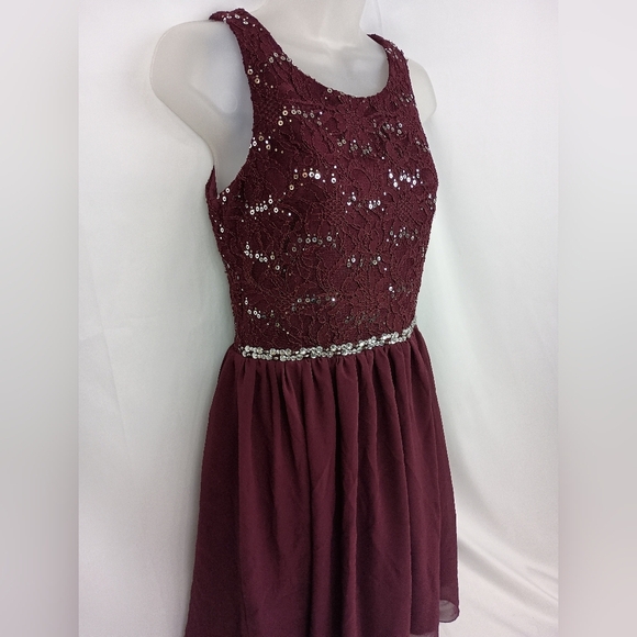 SPEECHLESS Barbiecore Plum Sequin Lace Sleeveless Party Dress(#51) - Picture 8 of 15
